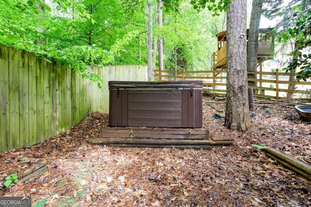 4817 Ridgewood Creek Drive, Acworth, GA 30102