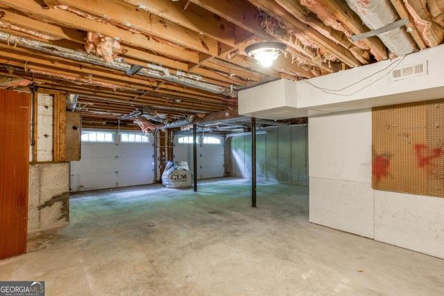 4817 Ridgewood Creek Drive, Acworth, GA 30102