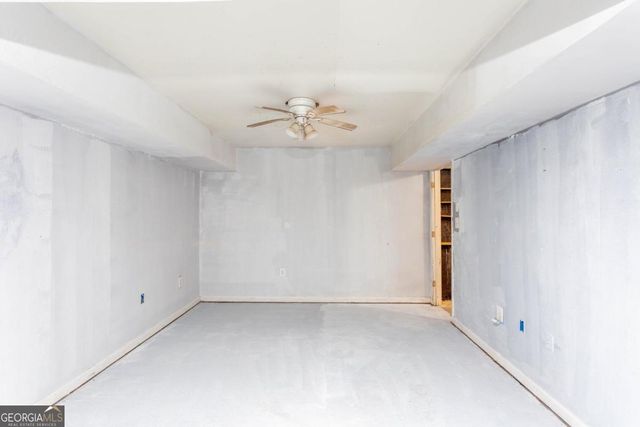 4817 Ridgewood Creek Drive, Acworth, GA 30102