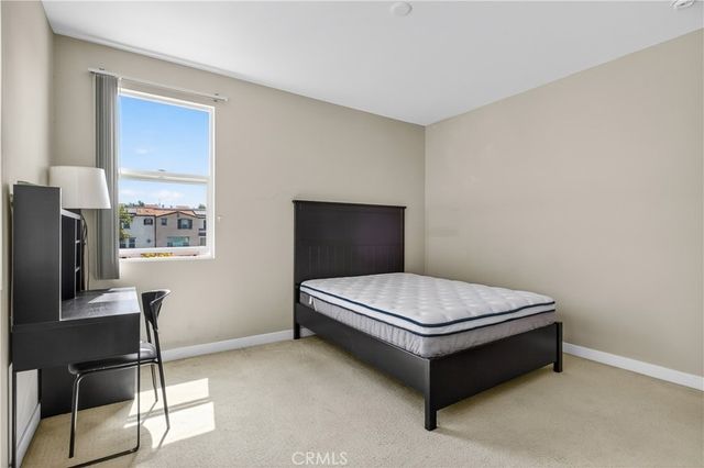 623 W Foothill 39, Glendora, CA 91741