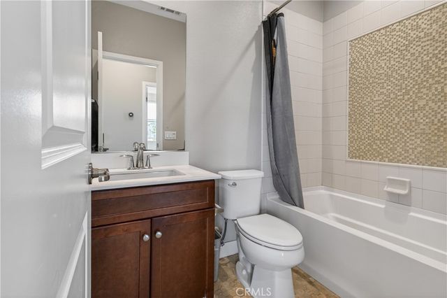 623 W Foothill 39, Glendora, CA 91741