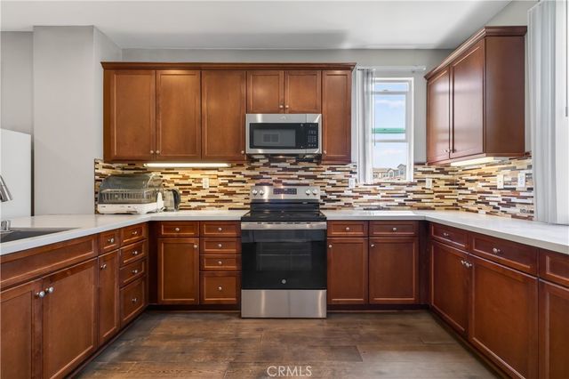 623 W Foothill 39, Glendora, CA 91741