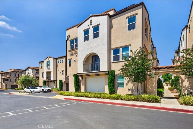 623 W Foothill 39, Glendora, CA 91741