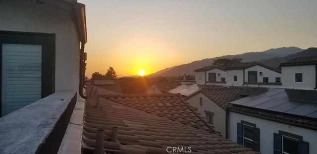 623 W Foothill 39, Glendora, CA 91741