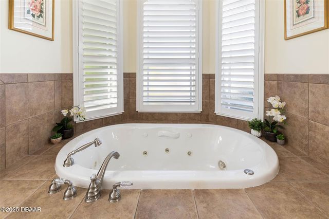 46 Old Oak Drive S, Palm Coast, FL 32137