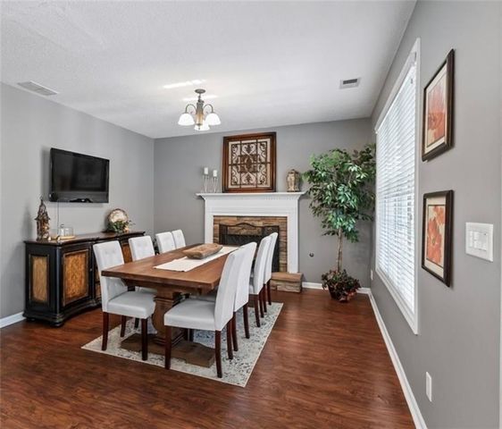 310 Persimmon Drive, Sharpsburg, GA 30277