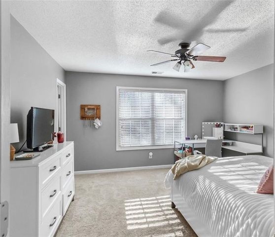310 Persimmon Drive, Sharpsburg, GA 30277