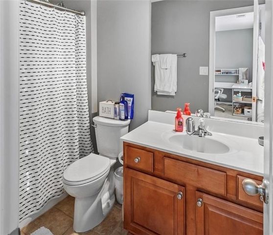 310 Persimmon Drive, Sharpsburg, GA 30277