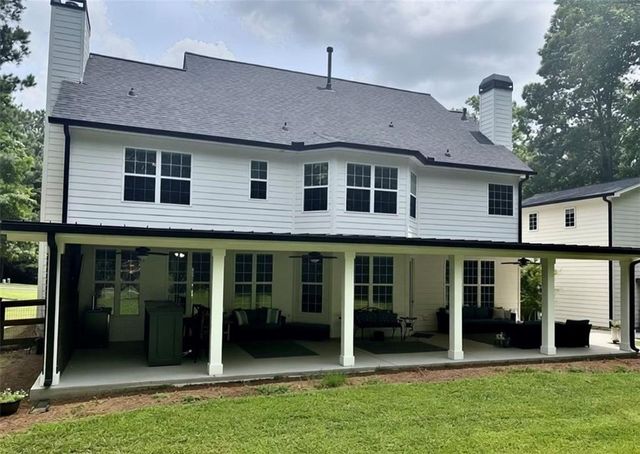 310 Persimmon Drive, Sharpsburg, GA 30277