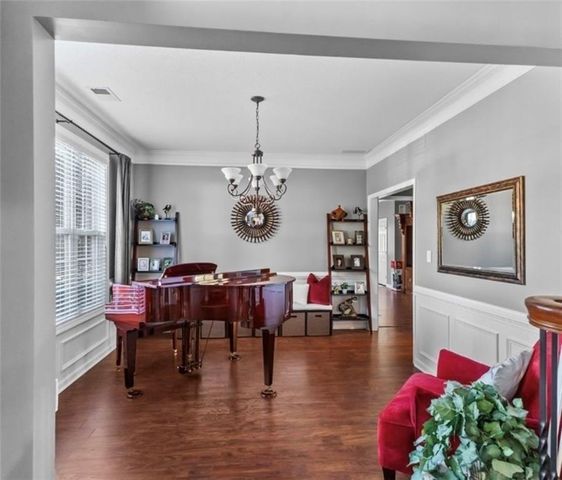 310 Persimmon Drive, Sharpsburg, GA 30277