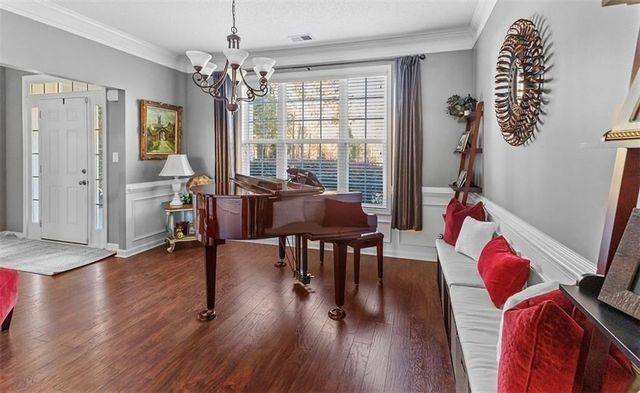 310 Persimmon Drive, Sharpsburg, GA 30277