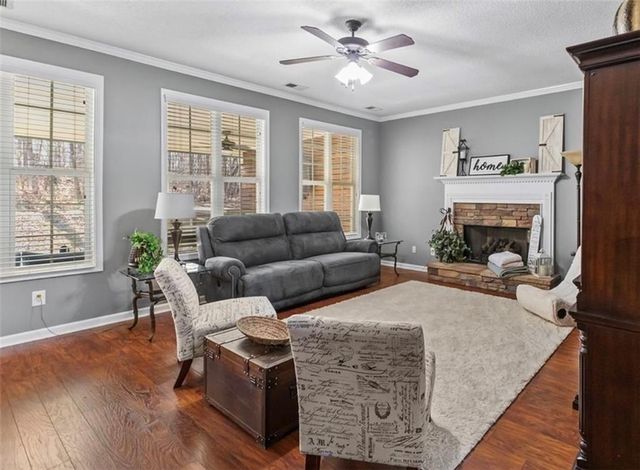 310 Persimmon Drive, Sharpsburg, GA 30277