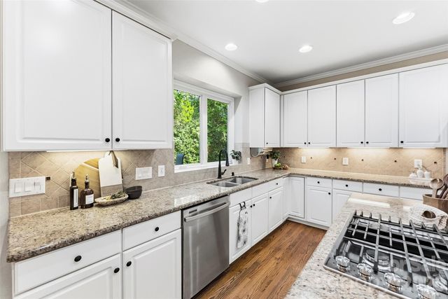 7337 Versailles Lane, Charlotte, NC 28277