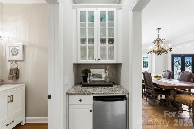 7337 Versailles Lane, Charlotte, NC 28277