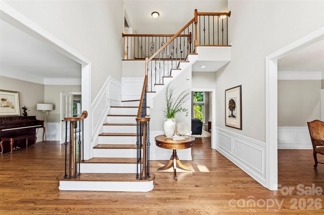 7337 Versailles Lane, Charlotte, NC 28277