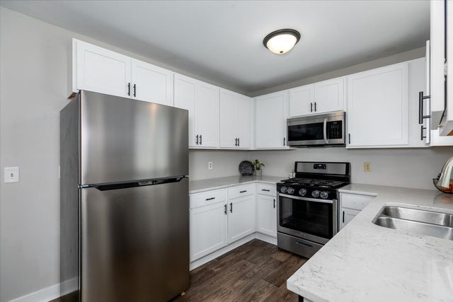 2325 61st Street, Des Moines, IA 50322