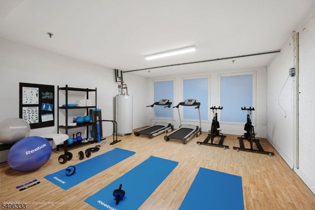 6 Domessina Ln C8, Caldwell Boro Twp., NJ 07006