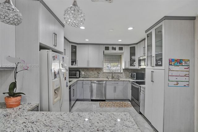 611 NE 171st Street, North Miami Beach, FL 33162