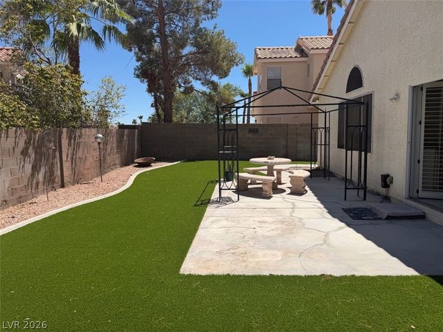 4478 Ruenda Court, Las Vegas, NV 89147