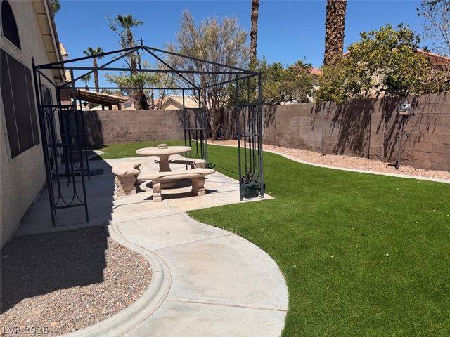 4478 Ruenda Court, Las Vegas, NV 89147