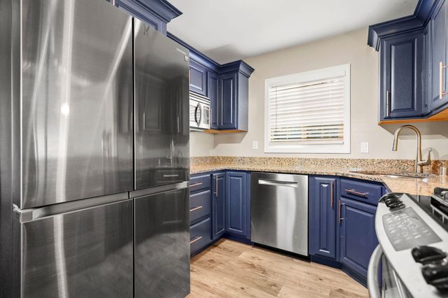 2233 Vista Avenue, Redding, CA 96001