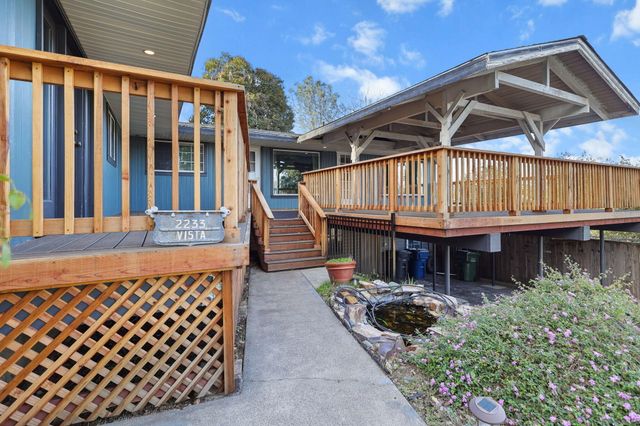 2233 Vista Avenue, Redding, CA 96001