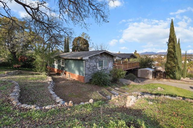 2233 Vista Avenue, Redding, CA 96001