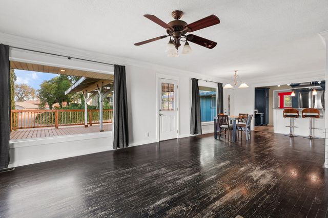 2233 Vista Avenue, Redding, CA 96001