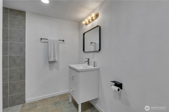 11517 155 Avenue SE, Renton, WA 98059