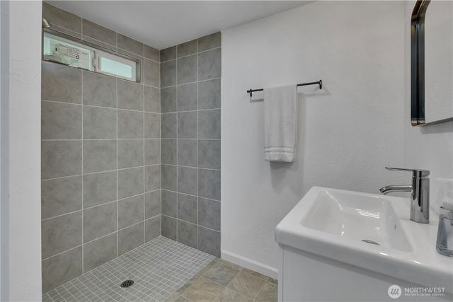 11517 155 Avenue SE, Renton, WA 98059