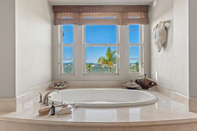 14844 Whispering Ridge Road, San Diego, CA 92131