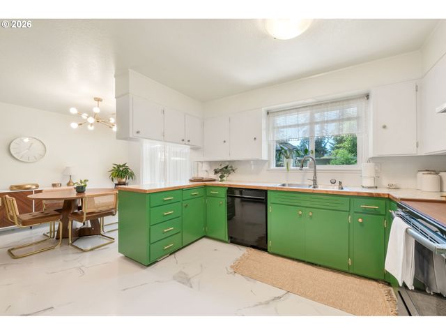 1480 BOND Ln, Eugene, OR 97401
