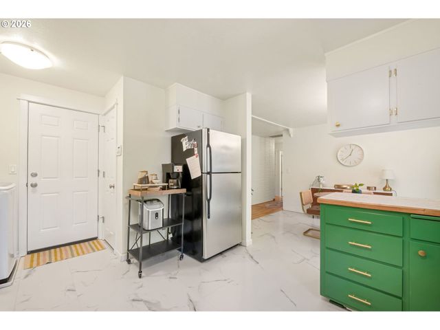 1480 BOND Ln, Eugene, OR 97401