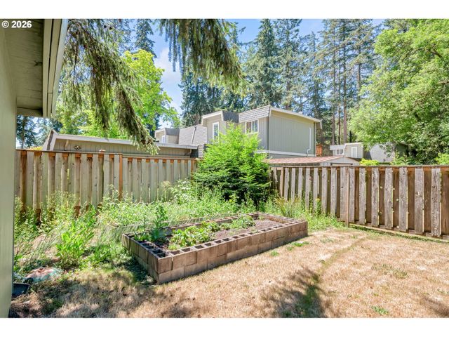 1480 BOND Ln, Eugene, OR 97401
