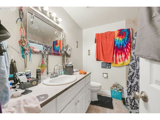 1480 BOND Ln, Eugene, OR 97401