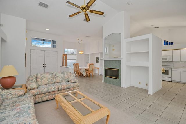 35 BLACK WILLOW STREET, Homosassa, FL 34446