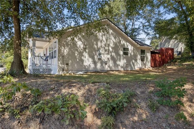 112 E Stephens Street, Winder, GA 30680