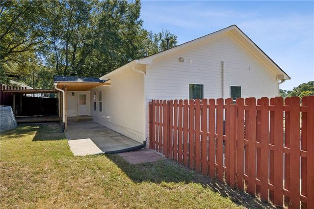 112 E Stephens Street, Winder, GA 30680