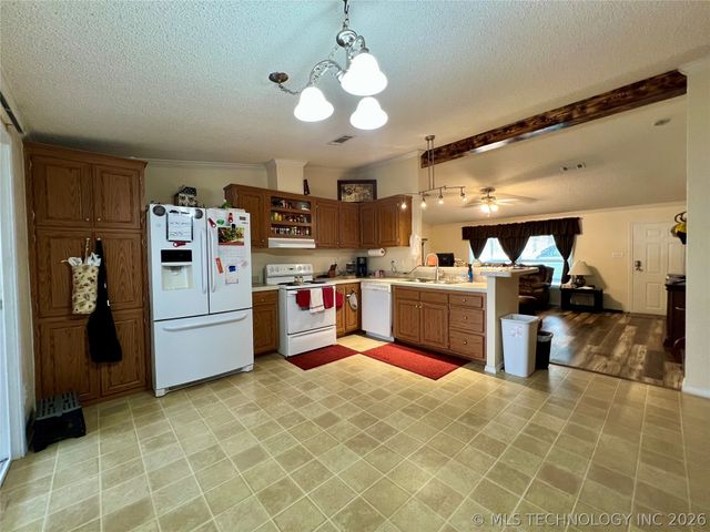 8150 Peaceful Lane, Kingston, OK 73439