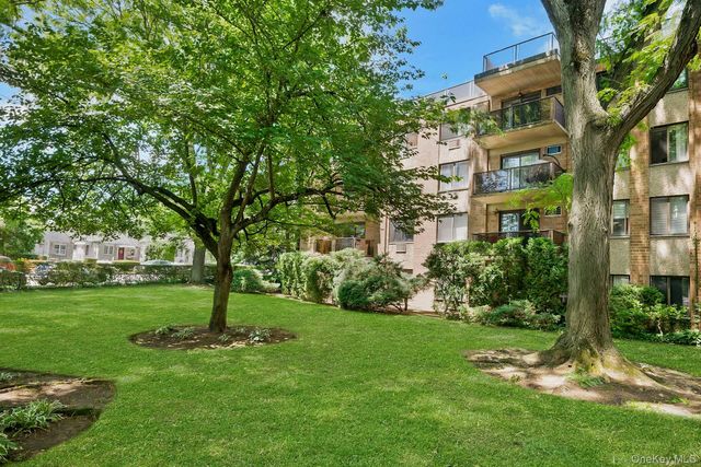 1101 Midland Avenue 411, Bronxville, NY 10708