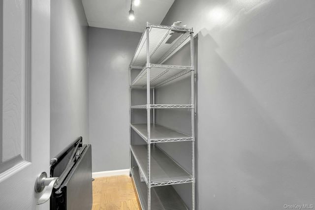 1101 Midland Avenue 411, Bronxville, NY 10708