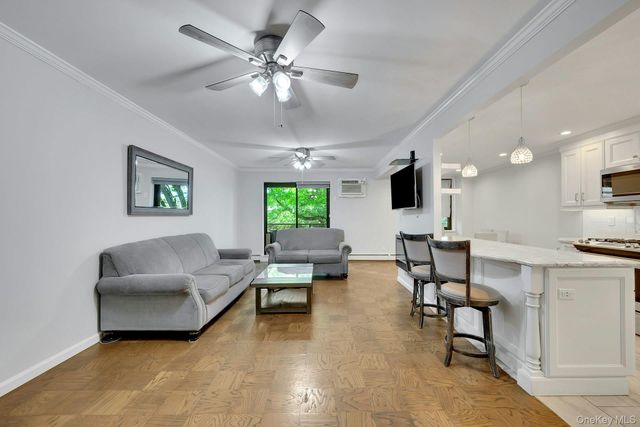 1101 Midland Avenue 411, Bronxville, NY 10708