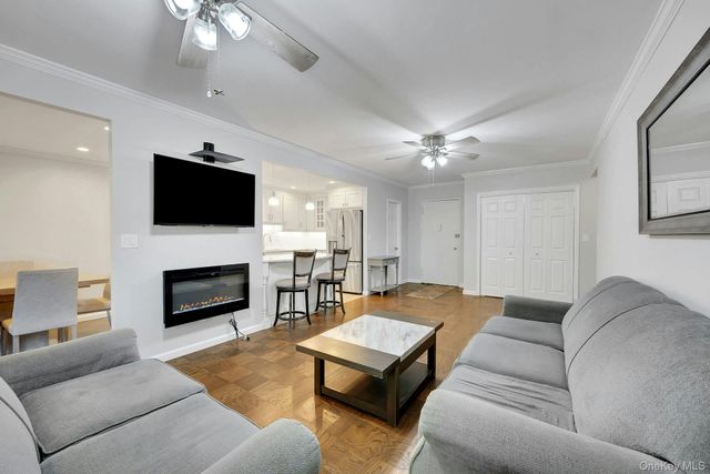1101 Midland Avenue 411, Bronxville, NY 10708