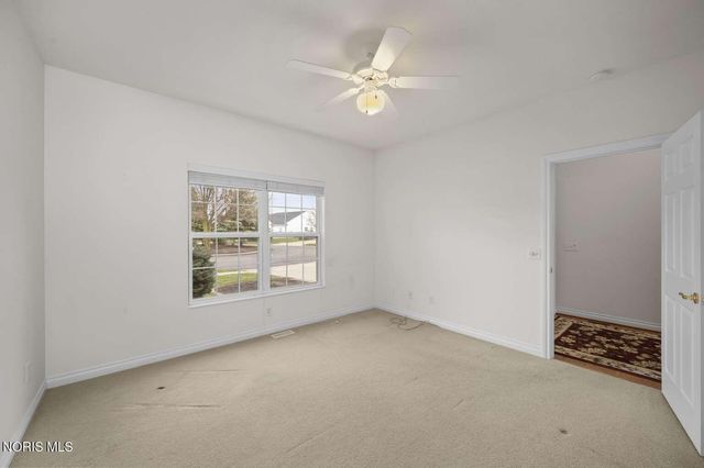 7372 Harbour Light Court, Maumee, OH 43537
