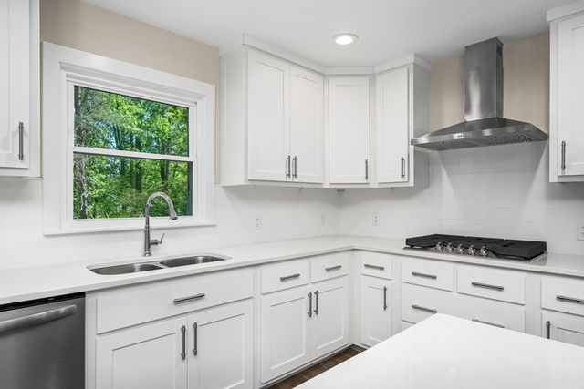 972 Georgetown Rd, Cookeville, TN 38501