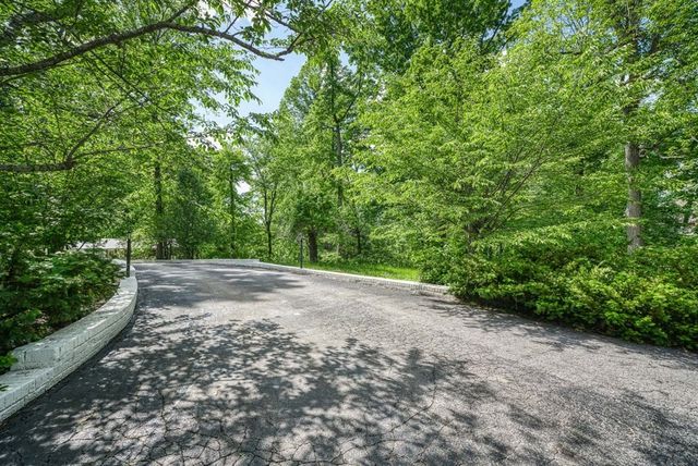 972 Georgetown Rd, Cookeville, TN 38501