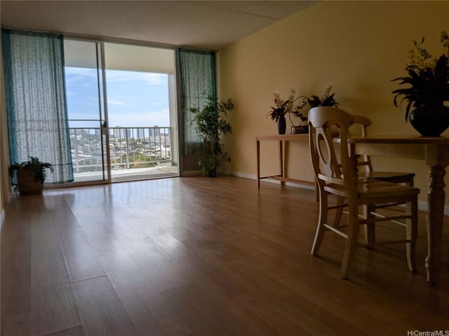 2029 Nuuanu Avenue 1101, Honolulu, HI 96817