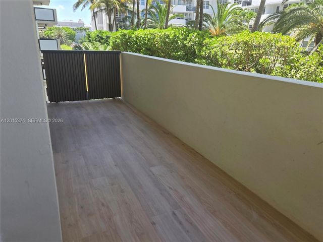1623 Collins Ave 415, Miami Beach, FL 33139