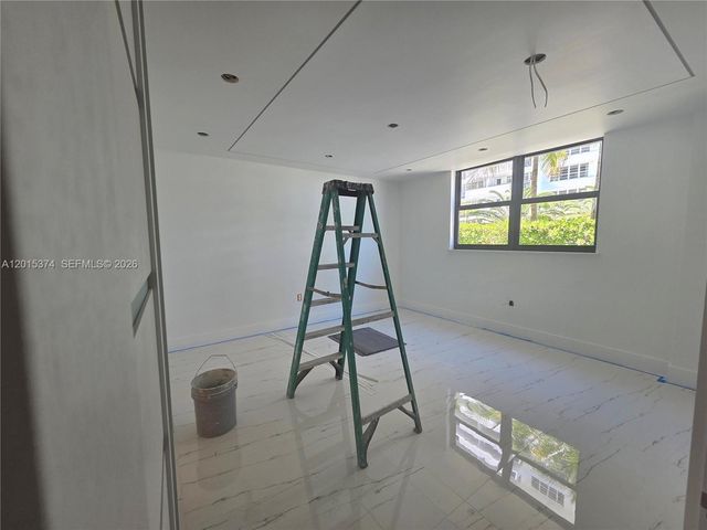 1623 Collins Ave 415, Miami Beach, FL 33139