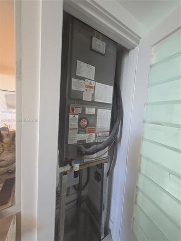 1623 Collins Ave 415, Miami Beach, FL 33139